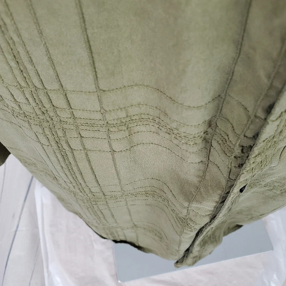 Tommy Bahama  Shirt Olive Green Silk Button Front XLX - Picture 4 of 13